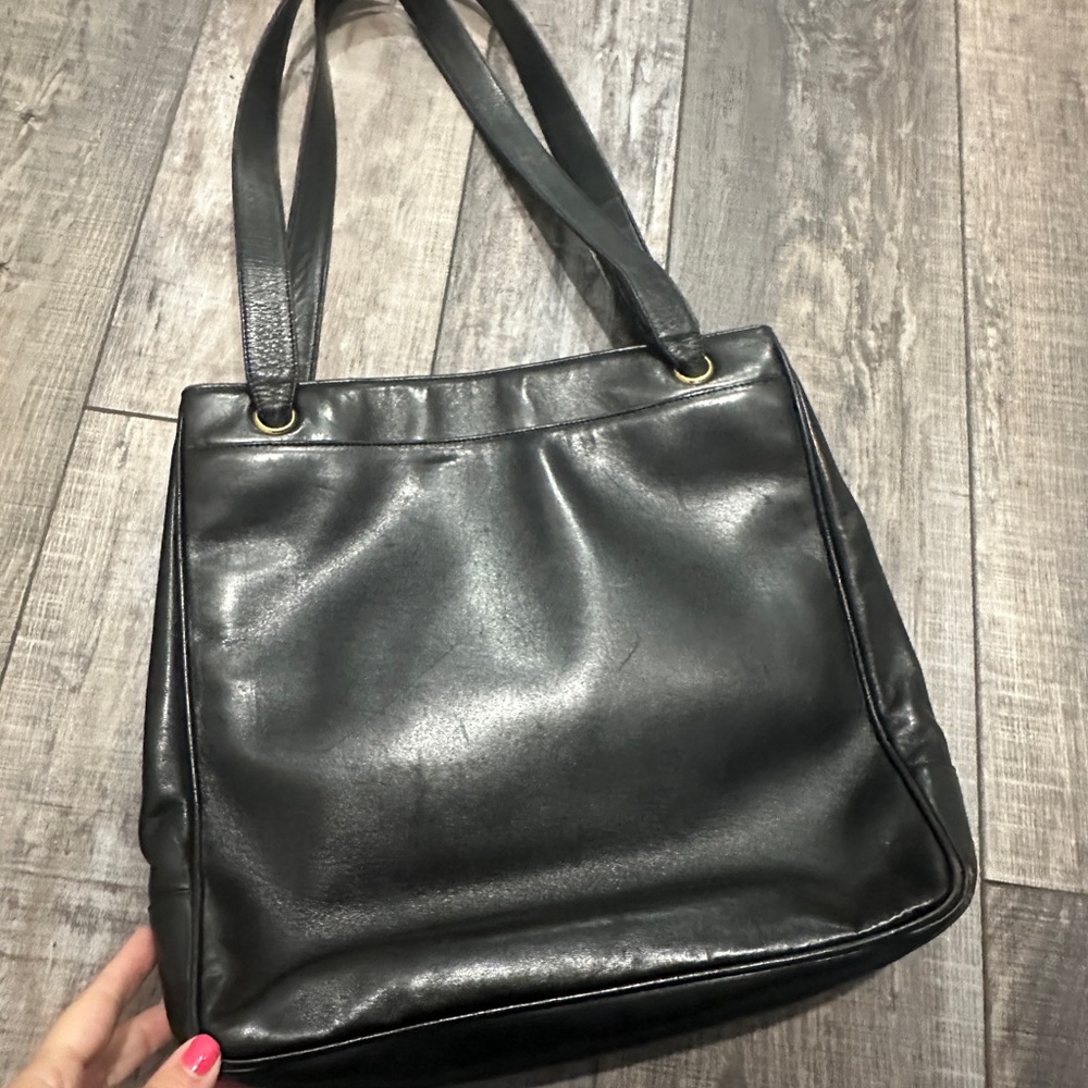 Chanel Classic Black Shoulder Bag - Picture 7 of 10
